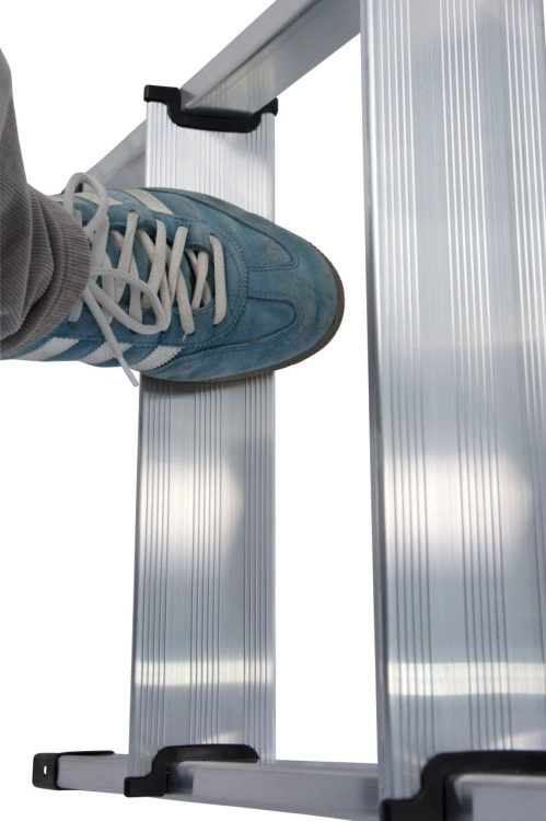 drabina MONTO Safety 4 06.jpg