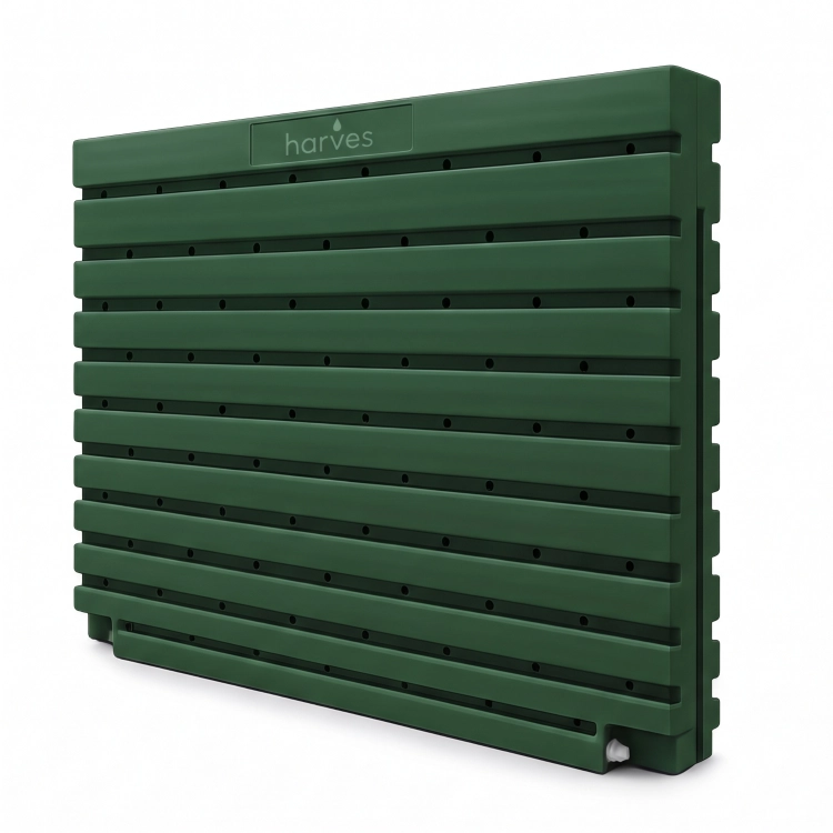 rainwater-wall-zielony-2.jpeg